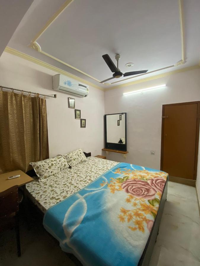 Blue King Hotel Джайпур Екстериор снимка